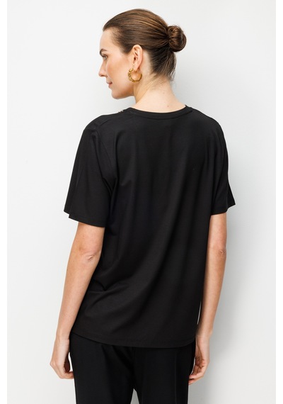 Kadın V Yaka Yaka Kenarı İşlemeli Penye T-shirt Siyah Siyah Kadın V Yaka Yaka Kenarı İşlemeli Penye T-shirt Siyah Siyah