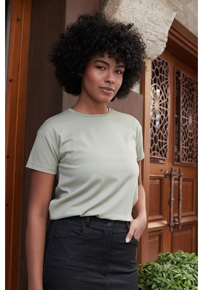 Jument Kadın Sıfır Yaka Kırışmaz Span Karışımlı Şık Kısa Kol Likralı T-shirt Bluz-açık Haki A.haki Jument Kadın Sıfır Yaka Kırışmaz Span Karışımlı Şık Kısa Kol Likralı T-shirt Bluz-açık Haki A.haki