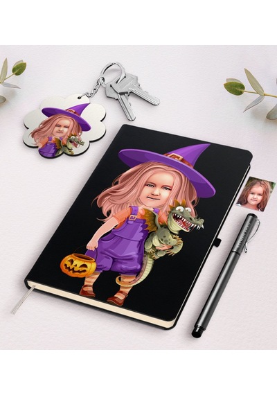 Kişiye Özel Küçük Cadı Karikatürlü Siyah Defter Kalem Ve Anahtarl