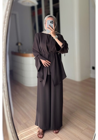 Ka Hijab Kol Detaylı Dökümlü Üçlü Takım - Kahverengi