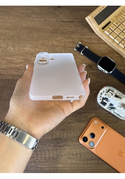 Samsung Galaxy S26 Ultra Uyumlu Süper İnce Mat Ultra Thin Silikon Kılıf Beyaz