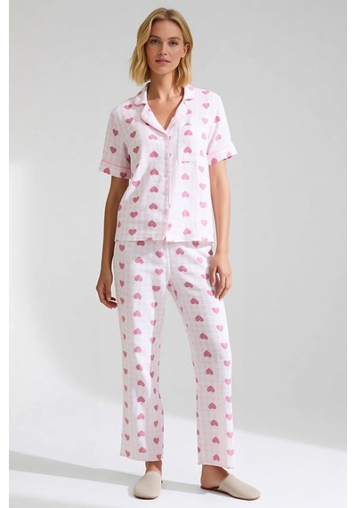 Benerly Kadın Müslin Dokuma Gömlek Yaka Kısa Kol Kalp Desenli Pijama Takı Pembe Benerly Kadın Müslin Dokuma Gömlek Yaka Kısa Kol Kalp Desenli Pijama Takı Pembe