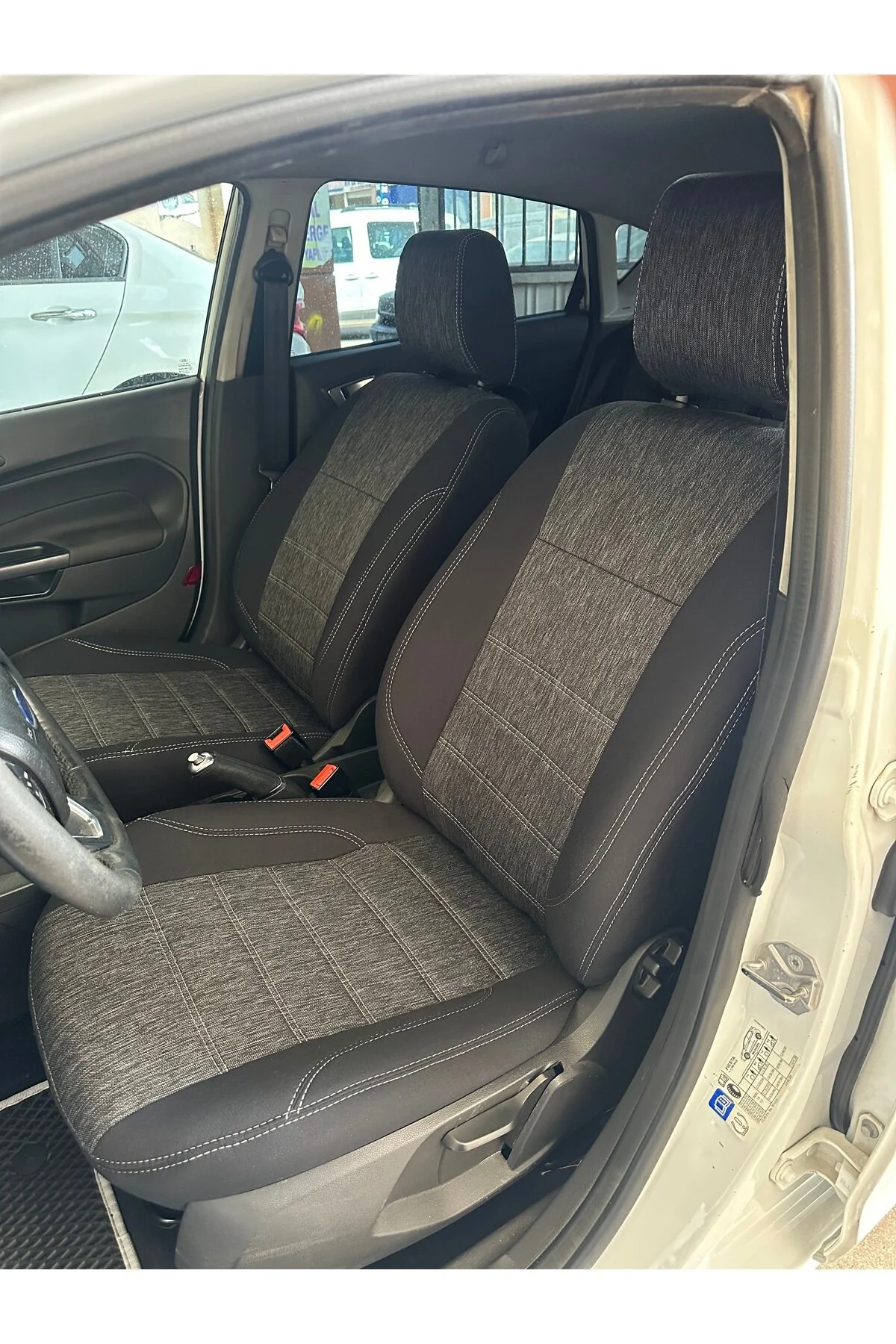 Ford Fiesta Araca Özel Koltuk Kılıfı Siyah