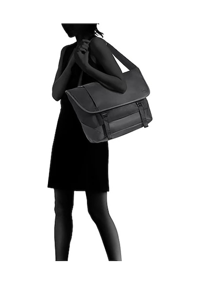 Dell Premier Messenger (M) - Fits Most Screen Sizes Up To 15.6"