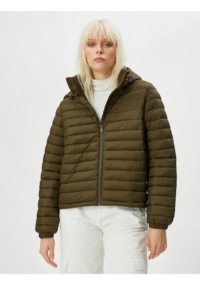Koton Kısa Şişme Mont Kapüşonlu Fermuarlı Kolları Lastikli Haki 4wak20127ew 4WAK20127EW876 Haki