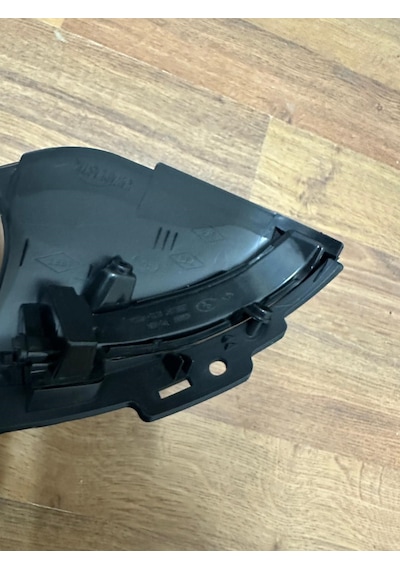 Renault Clio 5 Ayna Sağ Sinyali Kapaklı Led 963066605r