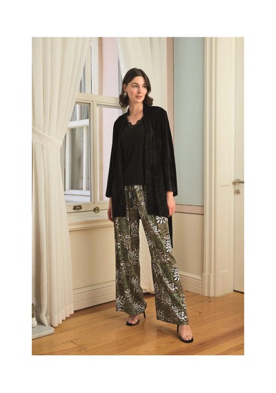 L'ombre Çiçek Yaprak Ve Etnik Desenli Dantelli 3lü Pijama Takımı Siyah