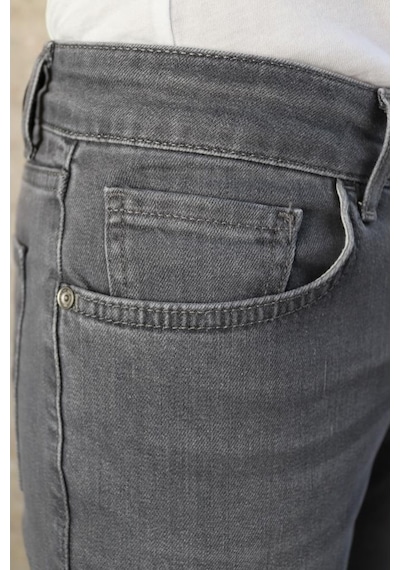 Erkek Gri Slim Fit Taşlamalı Kot Pantolon Hlthe001942