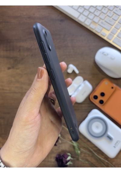 Samsung Galaxy A10 Uyumlu Kamera Korumalı Darbeye Dayanıklı Renk Atmayan Fab Silikon Kılıf Siyah