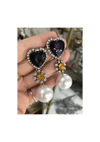 Tasarım Kalp Ve Çiçek Detaylı İnci Model Küpe Çok Renkli