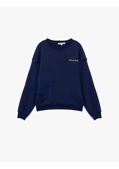 Koton Şardonlu Uzun Kollu Rahat Kesim Bisiklet Yaka Yıldız Dikiş Detaylı Baskılı Sweatshirt Lacivert 6wal10146ık Lacivert