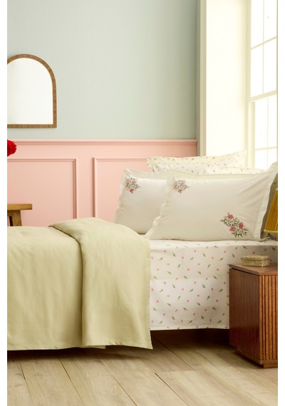 Karaca Home Soraline Nish Set Çift Kişilik Pike Takımı Multicolour Çok Renkli
