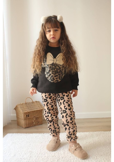 Lolliboomkids Kız Çocuk Siyaj Üzeri Leopar Baskılı Mickey Şardonlu Yumuşacık Kışlık Alt Üst Takım Siyah Lolliboomkids Kız Çocuk Siyaj Üzeri Leopar Baskılı Mickey Şardonlu Yumuşacık Kışlık Alt Üst Takım Siyah