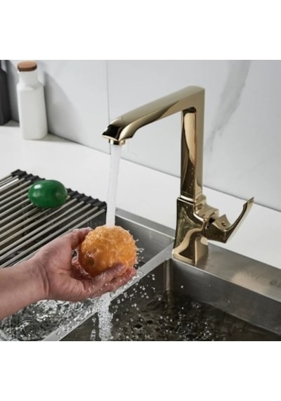 Altın Batarya Seti İle Lüks Banyo Tasarımı