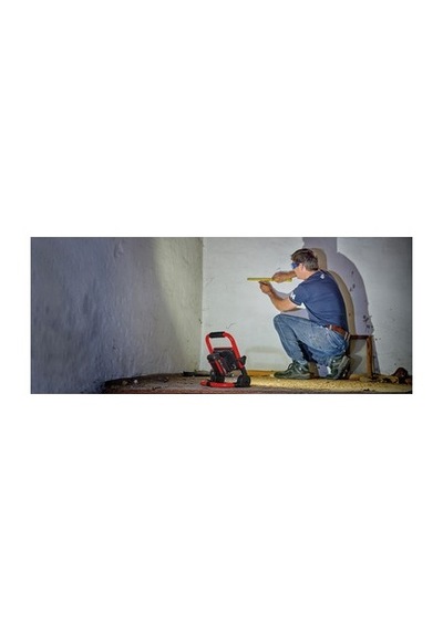 Akülü Projektör İle Taşınabilir Aydınlatma Çözümü