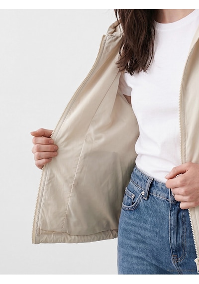 Lcw Comfort Bej Kapüşonlu Oversize Kadın Yağmurluk Lcw Comfort Bej Kapüşonlu Oversize Kadın Yağmurluk