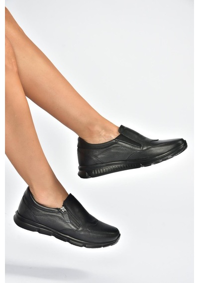 Fox Shoes U555164003 Siyah Hakiki Deri Comfort Ortopedik Taban Kadın Ayakkabı Siyah-hakiki Deri Fox Shoes U555164003 Siyah Hakiki Deri Comfort Ortopedik Taban Kadın Ayakkabı Siyah-hakiki Deri