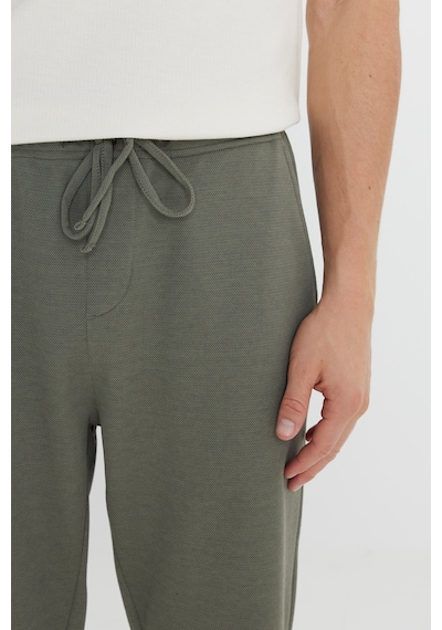 AC&Co / Altınyıldız Classics Erkek Hakı Pamuklu Standart Fit Normal Kesim Beli Lastikli Diagonal Desenli Örme Pantolon Haki AC&Co / Altınyıldız Classics Erkek Hakı Pamuklu Standart Fit Normal Kesim Beli Lastikli Diagonal Desenli Örme Pantolon Haki
