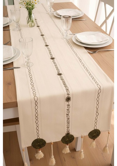 Yeşil Nakışlı Dantelli Runner 50x130 Cm Krem