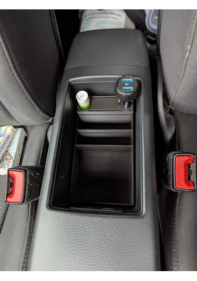 Audi A3 8v 2018 Orta Konsol Düzenleyici Organizer