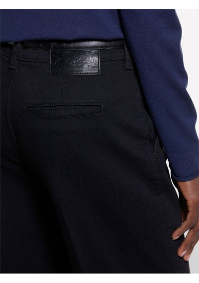 Sisley Pamuk Karışımlı Normal Bel Denim Chino Pantolon Kadın Lacivert Denim Pantolon - 325p4taylf06g Sisley Pamuk Karışımlı Normal Bel Denim Chino Pantolon Kadın Lacivert Denim Pantolon - 325p4taylf06g