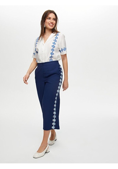 Faik Sönmez Yanları Nazar Boncuğu Baskılı Wide Leg Fit Viskonlu Caprı S25cpr003 Us25cpr00320 Lacivert Faik Sönmez Yanları Nazar Boncuğu Baskılı Wide Leg Fit Viskonlu Caprı S25cpr003 Us25cpr00320 Lacivert
