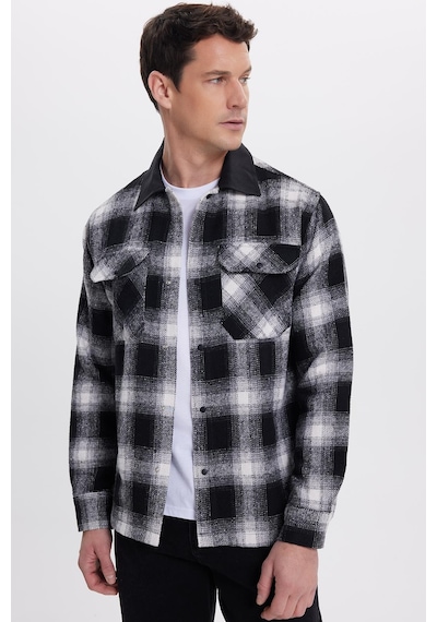 Tudors Erkek Slim Fit Dar Kesim Çift Cepli Kapaklı Spor Yaka Kareli Oduncu Gömlek-41807 Çok Renkli Tudors Erkek Slim Fit Dar Kesim Çift Cepli Kapaklı Spor Yaka Kareli Oduncu Gömlek-41807 Çok Renkli