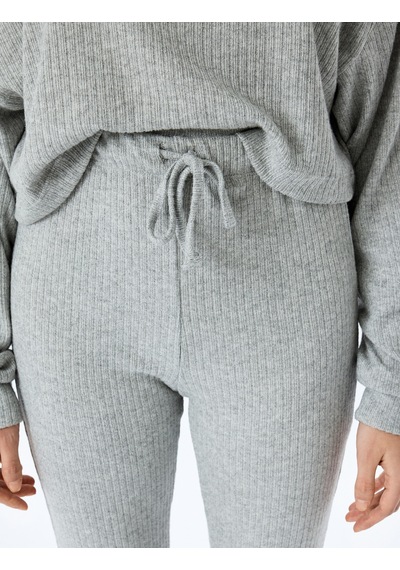 Koton Viskon Karışımlı Beli Bağlamalı İspanyol Paça Pijama Altı Gri Melanj 5wlk40311mk Gri Melanj Koton Viskon Karışımlı Beli Bağlamalı İspanyol Paça Pijama Altı Gri Melanj 5wlk40311mk Gri Melanj