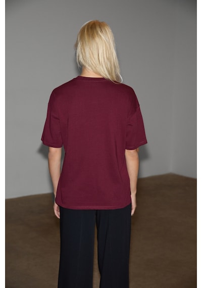 Grımelange Jemmy Kadın %100 Organik Pamuk Relaxed Fit Yırtmaçlı Yuvarlak Yakalı Bordo T-shirt Bordo Grımelange Jemmy Kadın %100 Organik Pamuk Relaxed Fit Yırtmaçlı Yuvarlak Yakalı Bordo T-shirt Bordo
