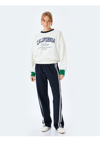 Koton Bisiklet Yaka Uzun Kollu Baskılı Oversize Sweatshirt Beyaz 5sak10219ek Beyaz