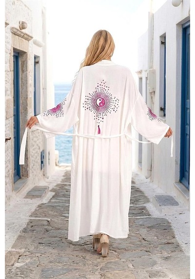 Veraura Lifestyle Beyaz Sırtı Ve Kolları Nakışlı Püsküllü Uzun Kimono