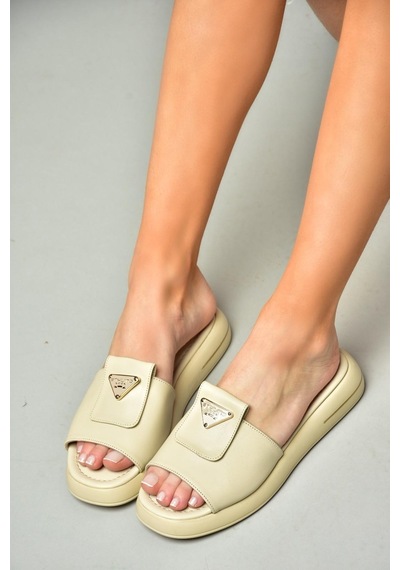 Fox Shoes S518106409 Bej Kadın Terlik Bej