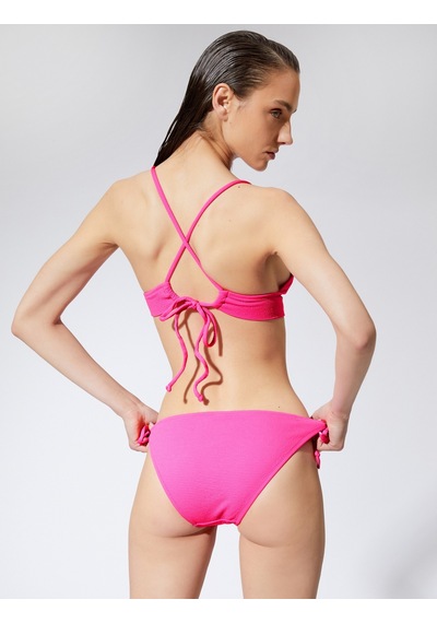 Koton Bikini Üstü Bralet Çapraz Askılı Kaplı Dokulu Fuşya 3sak10135bm 3SAK10135BM327 Fuşya Koton Bikini Üstü Bralet Çapraz Askılı Kaplı Dokulu Fuşya 3sak10135bm 3SAK10135BM327 Fuşya