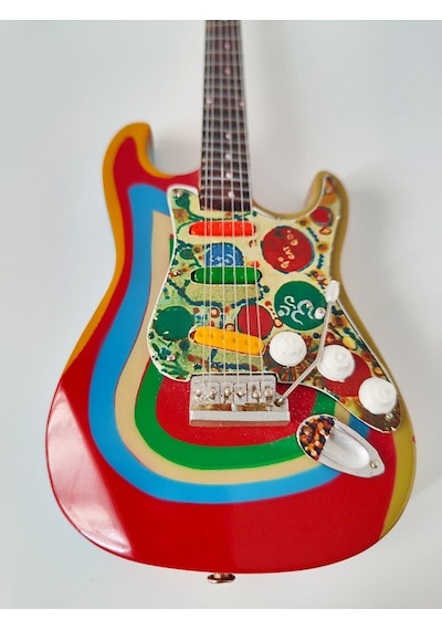 El Yapımı 1/4 Ölçek Minyatür Elektro Gitar Stratocaster Rocky