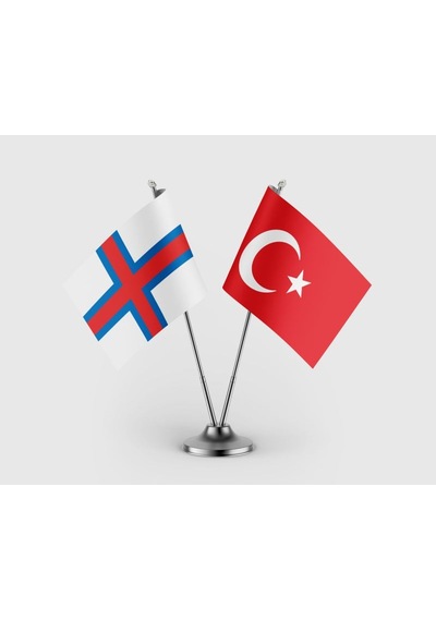 Faroe Adaları Bayrağı Ve Türkiye Bayrağı İkili Saten Masa Bayrağı Takımı Diğer