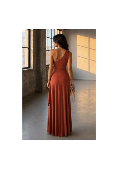 DefyModa Kadın Modern Stil Tek Omuz Kemerli Maxi Abiye Elbise Kahverengi