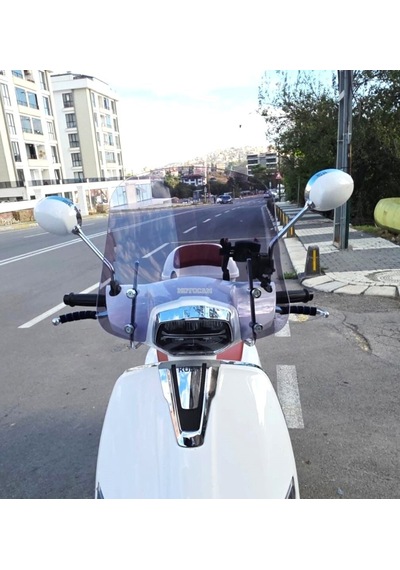 Motocam Yuki Mojito 50 Ön Cam 2022-2026 Model 39cm Füme Renkli 4mm Aparatsız