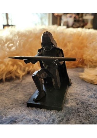 Star Wars Darth Vader Kalem Tutucu