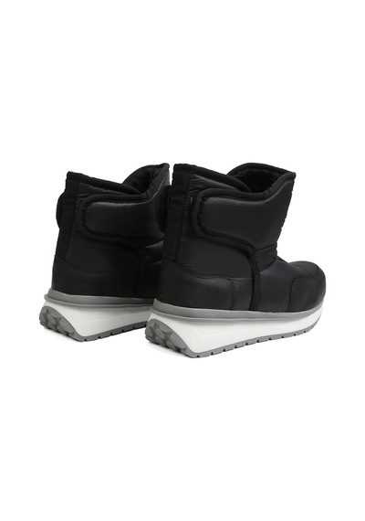 United Colors Of Benetton Benetton BN-70007 - 3256 Siyah - Kadın Bot 35043
