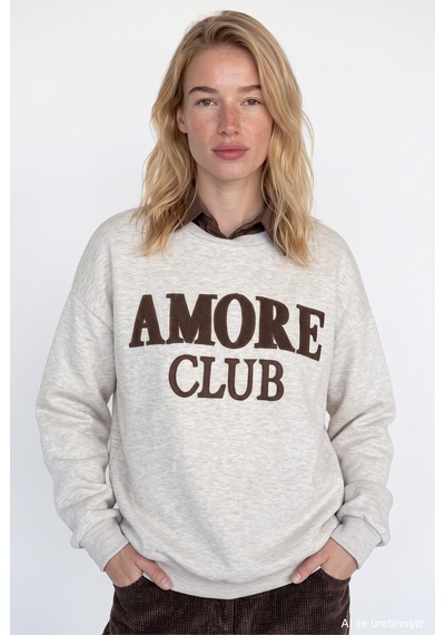 Quzu Polo Yaka Amore Nakışlı Oversize Sweatshirt Bejmelanj Bej - Kahverengi