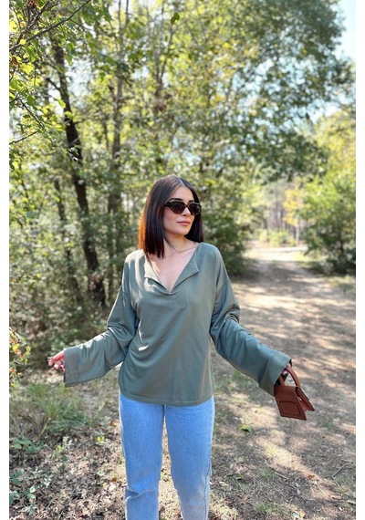 WeShaya Kadın Haki Uzun Kol, Duble Manşet, Yırtmaçlı Yaka, Salaş Sweatshirt Bluz Haki WeShaya Kadın Haki Uzun Kol, Duble Manşet, Yırtmaçlı Yaka, Salaş Sweatshirt Bluz Haki