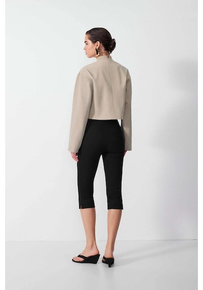 Vatkalı Diagonal Crop Blazer Ceket-20435 Bej