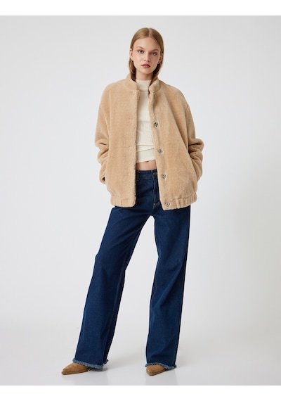 Koton Oversize Peluş Ceket Cep Detaylı Çıtçıt Düğmeli Bomber Yaka Bej 5wal20117ıw Ekru Koton Oversize Peluş Ceket Cep Detaylı Çıtçıt Düğmeli Bomber Yaka Bej 5wal20117ıw Ekru