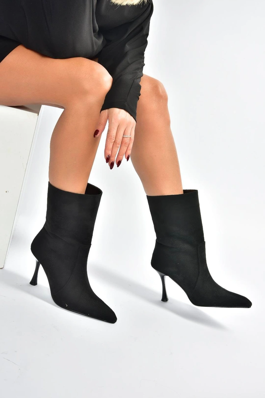 Fox Shoes V752550202 Siyah Süet İnce Topuklu Kadın Bot Siyah-Süet