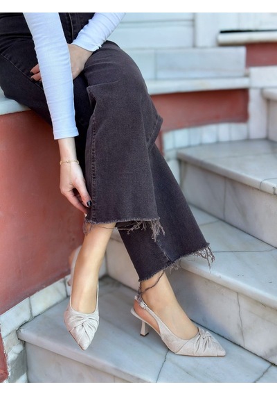 Ervanın Butiği Bej Süet Bow Fiyonk Detay Kadın Stiletto-6091