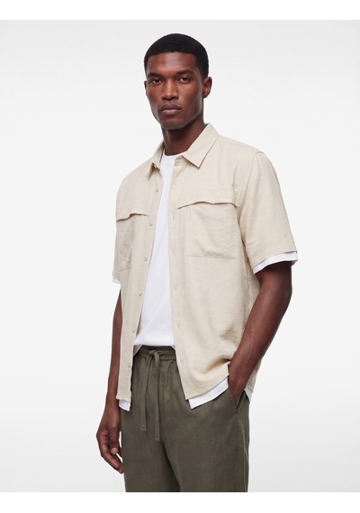 Koton Kısa Kollu Klasik Yaka Viskon Karışımlı Cepli Oversize Gömlek Vizon 6sam60032ıw Koton Kısa Kollu Klasik Yaka Viskon Karışımlı Cepli Oversize Gömlek Vizon 6sam60032ıw