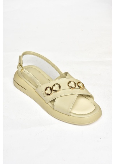 Fox Shoes S518105809 Bej Alçak Tabanlı Kadın Sandalet Bej
