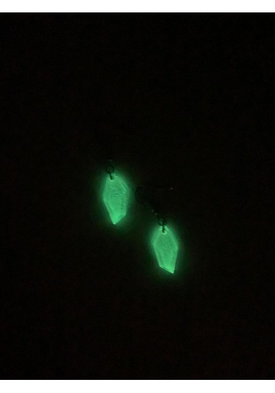 Şeffaf Gece Yeşil Neon Olan Kristal Şekilli Gümüş Aksesuarlı Küpe Şeffaf