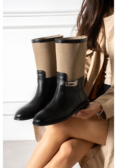 Dabab Shoes Frost Kadın Bej Cilt Ve Deri Tozu Garnili Metal Toka Detaylı Sıcak Astarlı Kaymaz Taban 3 Cm Topuklu Orta Konç Çizme Dabab Shoes Frost Kadın Bej Cilt Ve Deri Tozu Garnili Metal Toka Detaylı Sıcak Astarlı Kaymaz Taban 3 Cm Topuklu Orta Konç Çizme