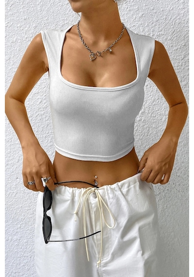Angbutik Kadın Beyaz Kare Yaka Kalınlaşan Omuz Detaylı Crop Top Bluz